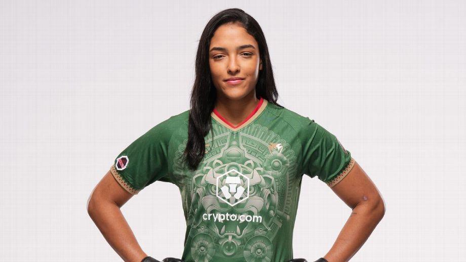 Bandao Sports-19岁爱丽丝-佩雷拉将迎来UFC首秀，三年前才接触格斗训练