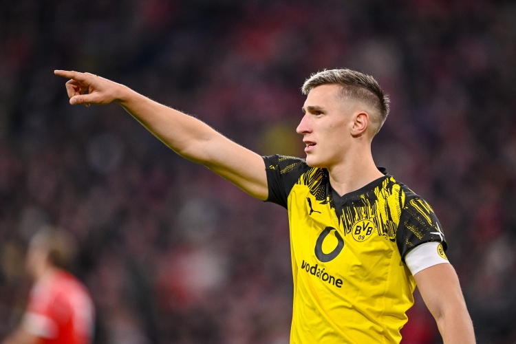 半岛体育-法尔克：拜仁冬窗无法对格伊采取行动，对施洛特贝克兴趣已降温